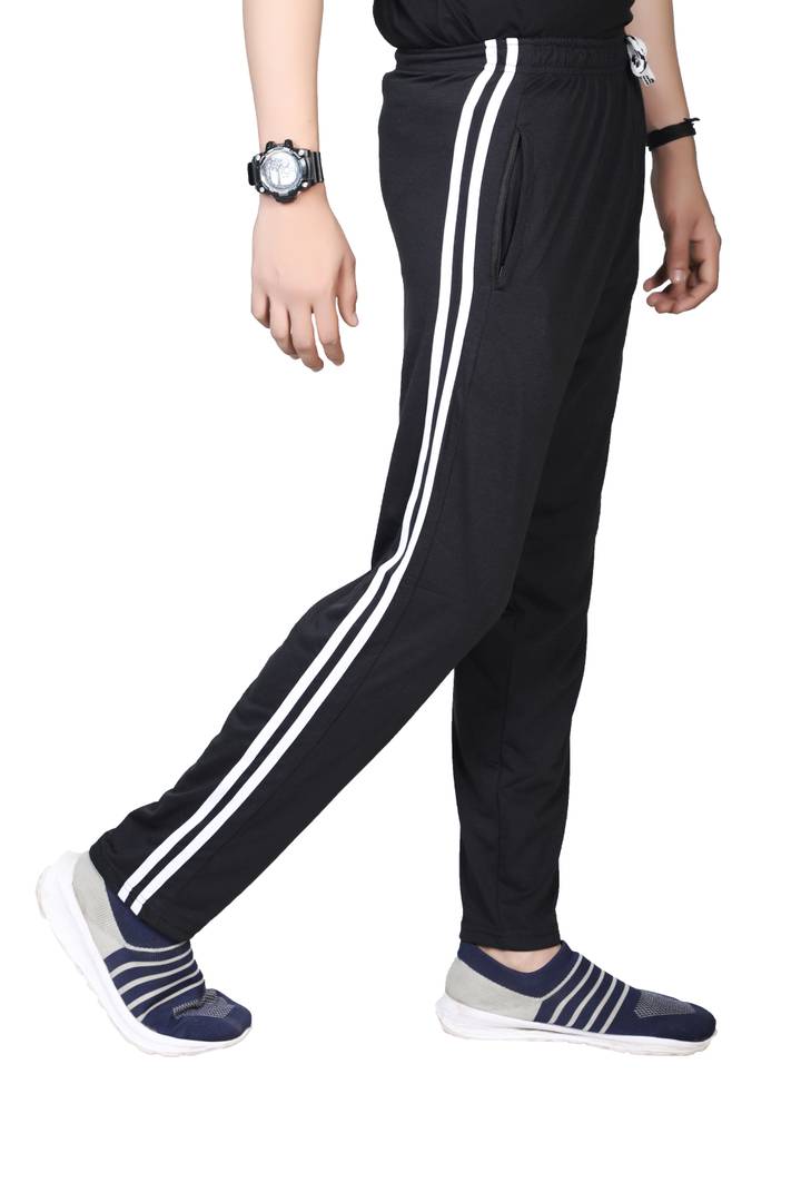 Men Black Cotton Solid Regular Track Pant